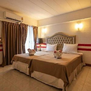 Deluxe Kamer met Twee Aparte Bedden